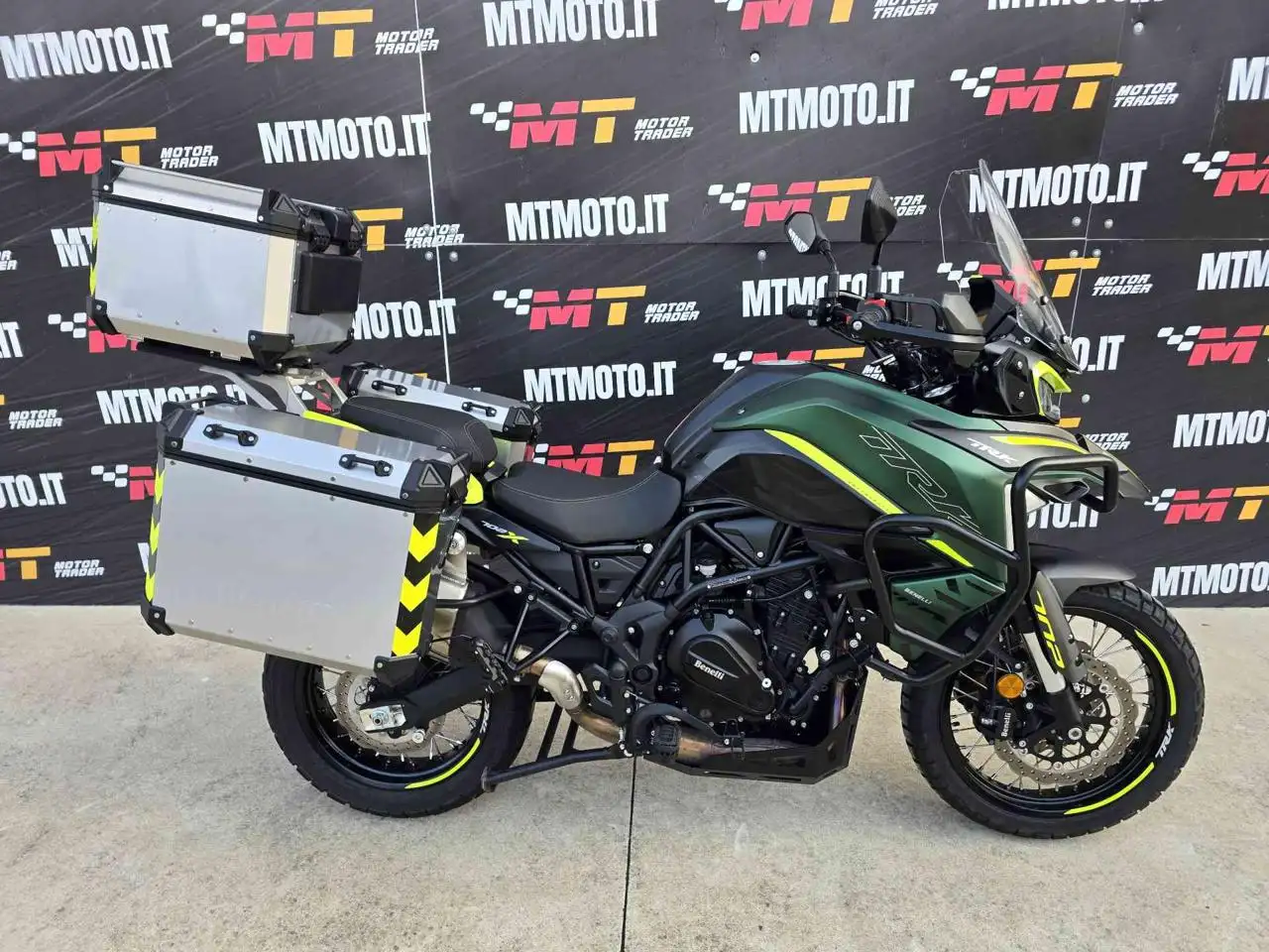 Benelli TRK 702