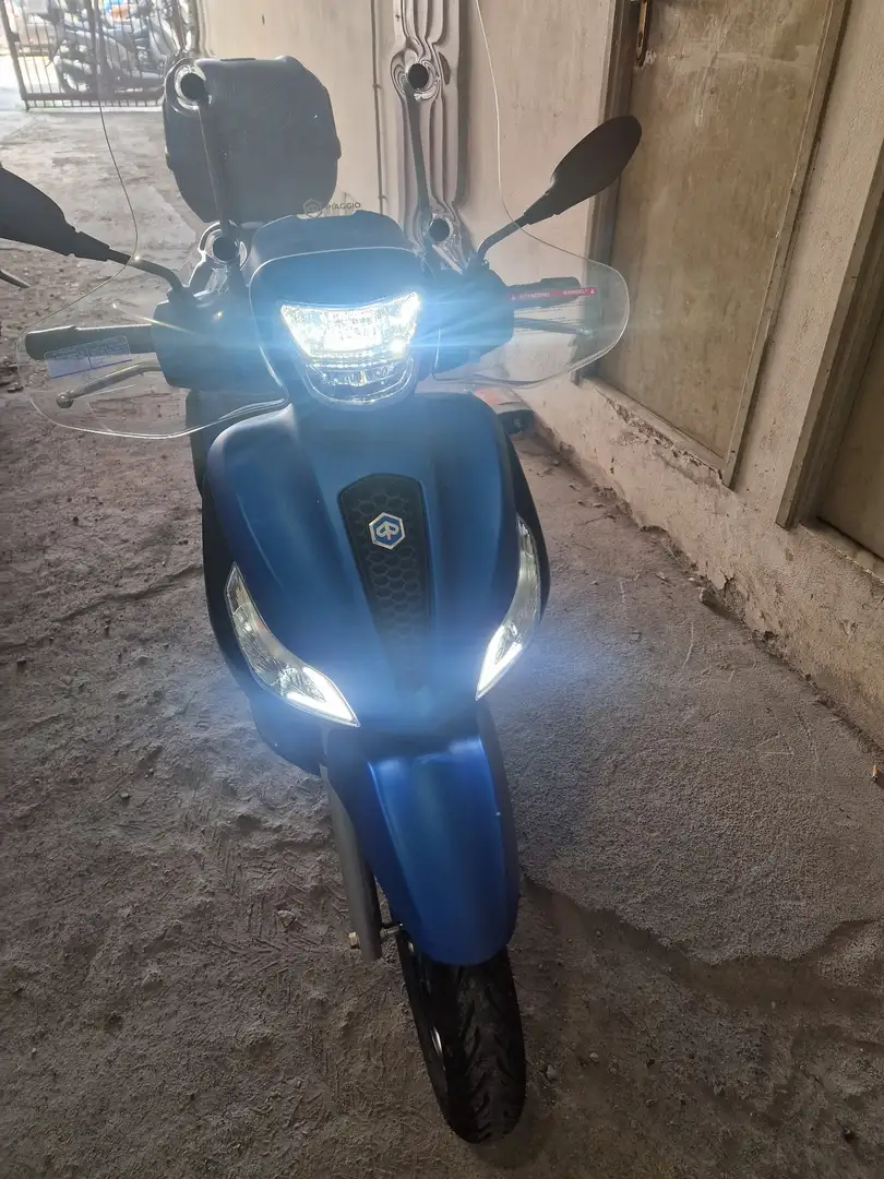 Piaggio Medley 150 Blu/Azzurro - 2
