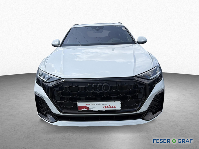 Audi Q8 SUV — photo 2