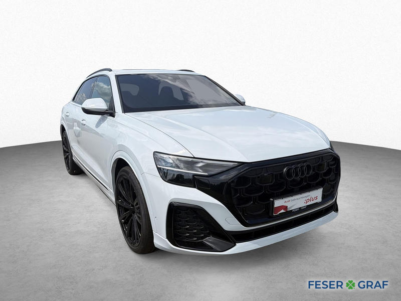 Audi Q8 SUV — photo 3