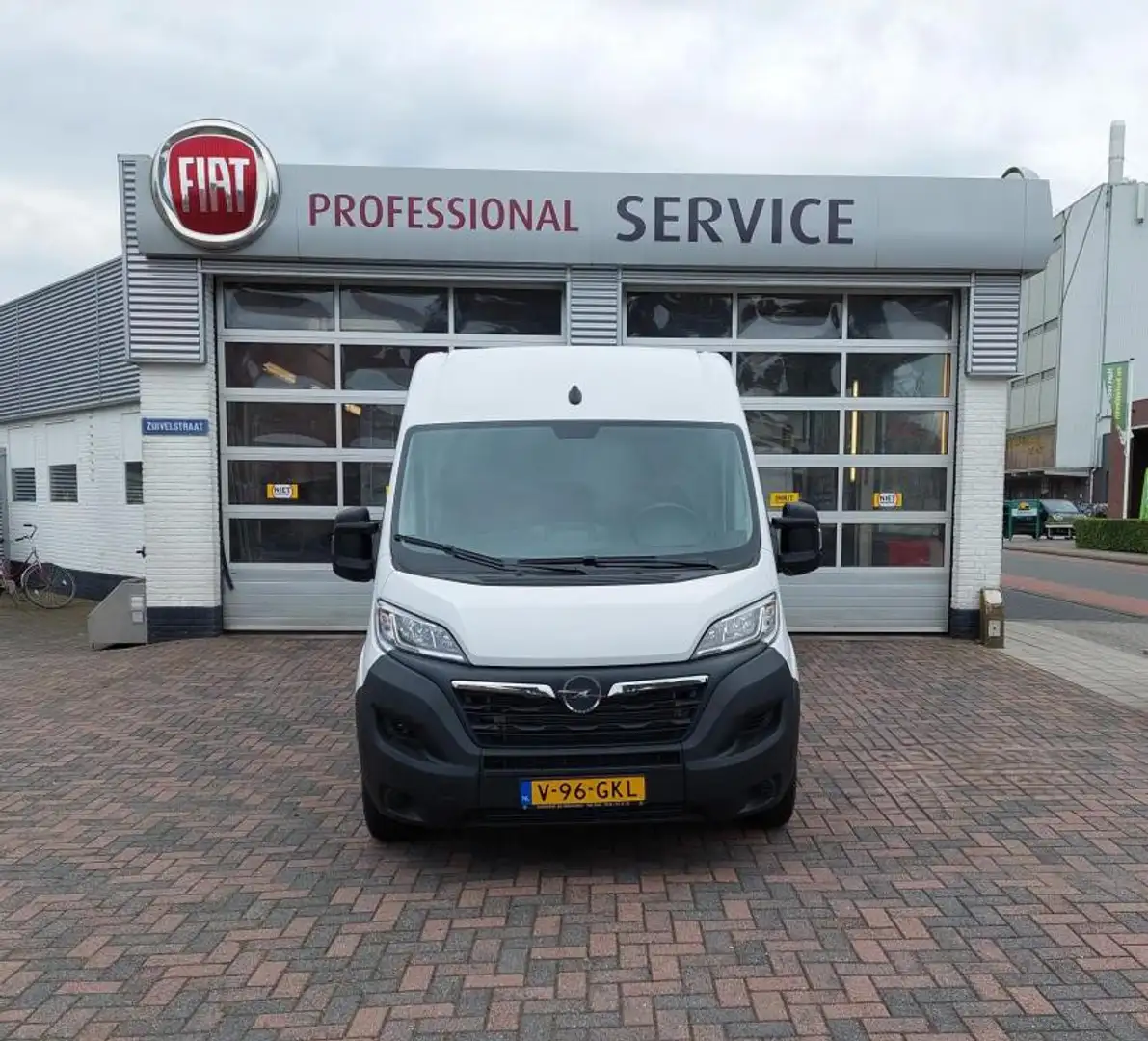 Opel Movano 2.2D 140 L3H2 3.5t Wit - 1