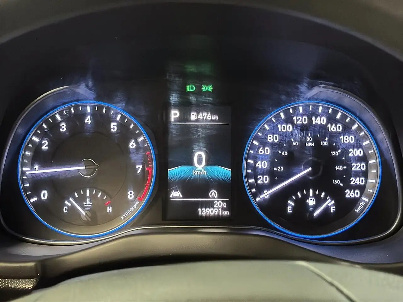 Hyundai KONA снимка Hyundai KONA