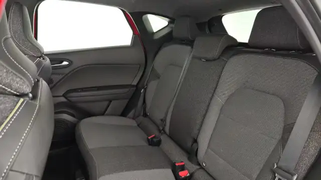 Renault Captur view 13