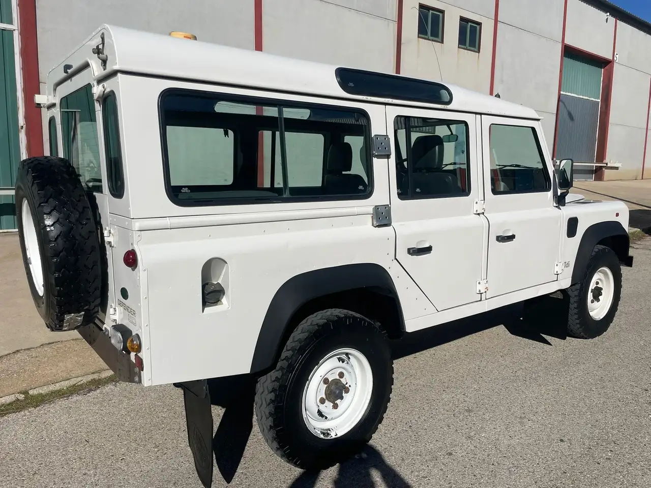 Land Rover Defender 110TDI 5DR SW, foto 3