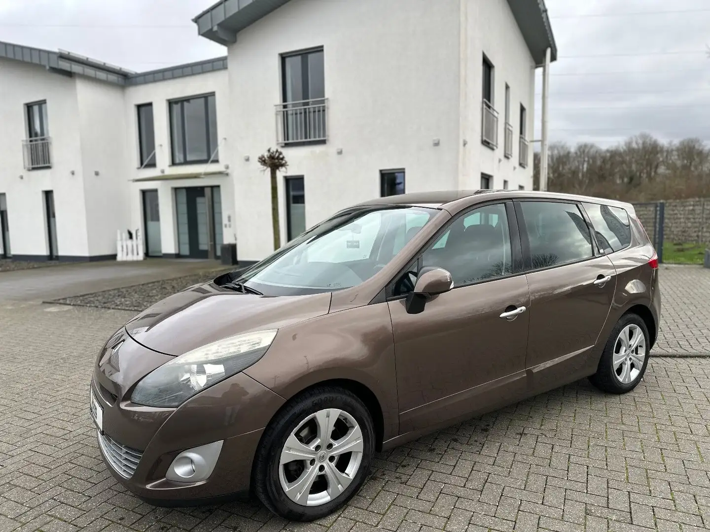 Renault Scenic III Grand Dynamique Brązowy - 2