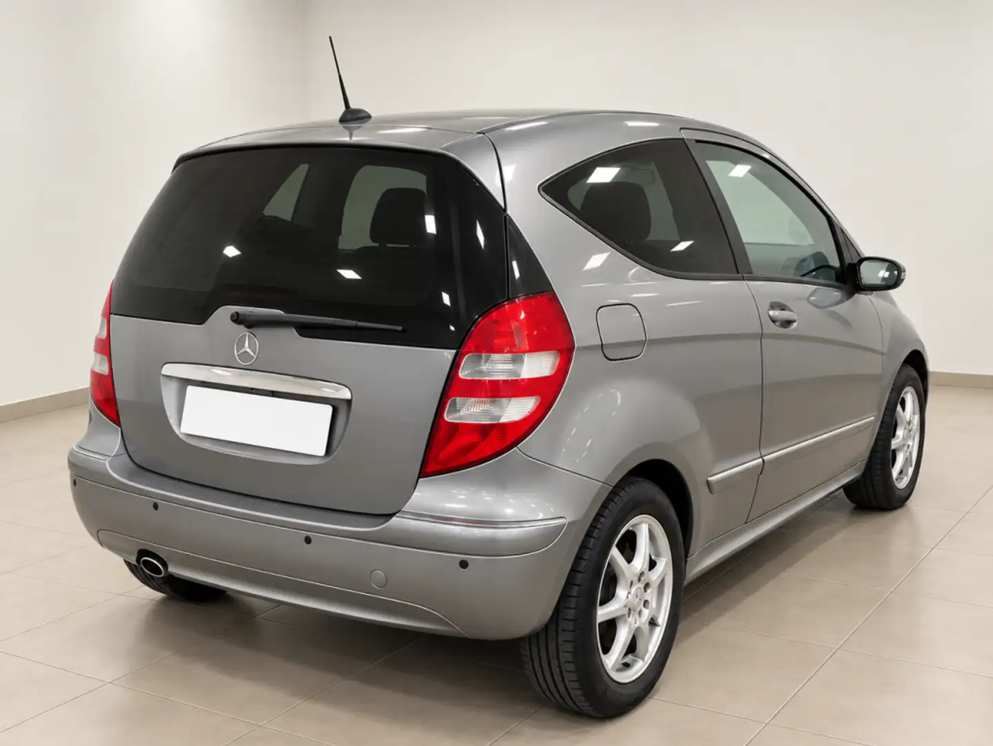 Mercedes-Benz A 150 Beige - 2