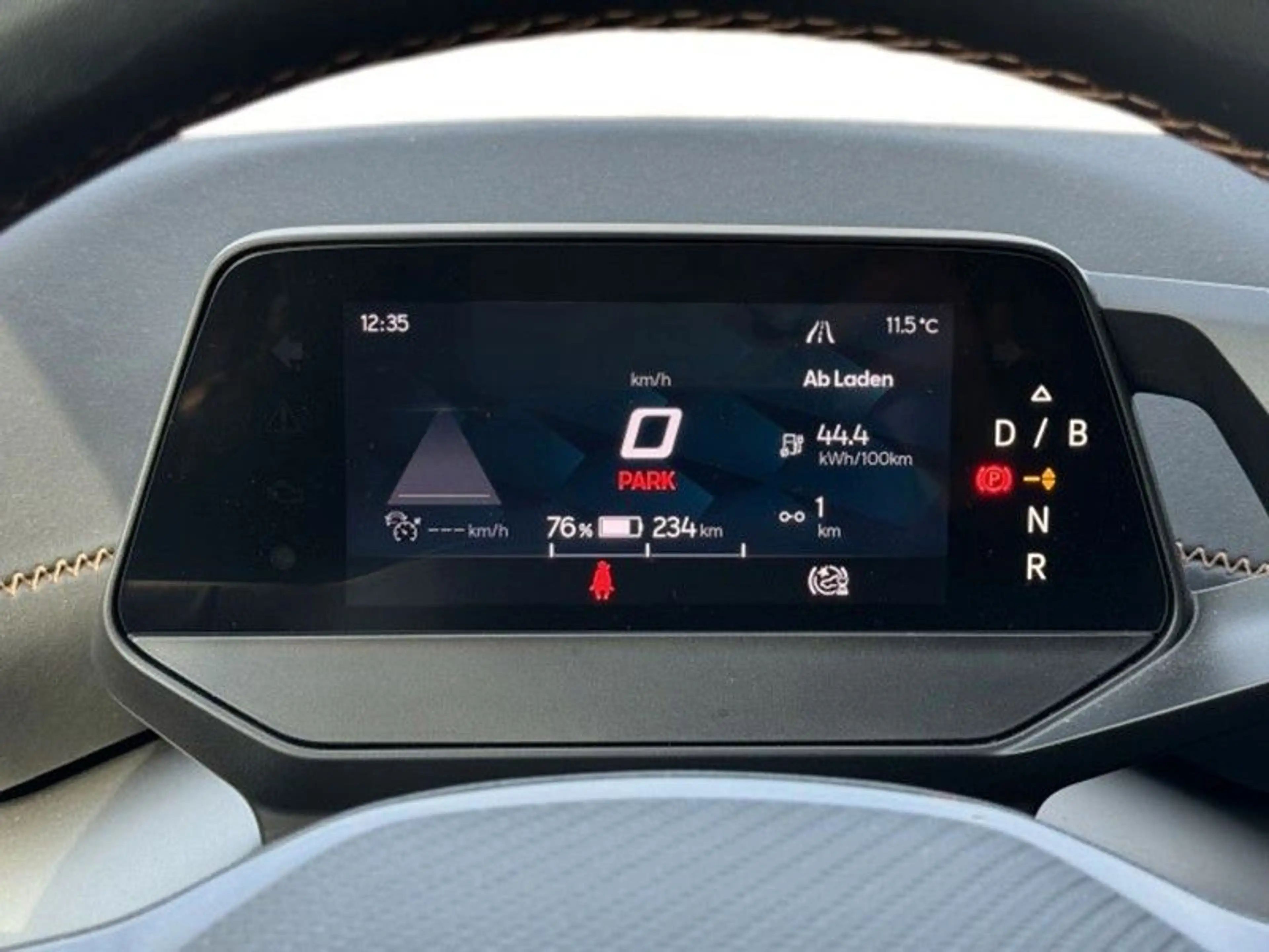 CUPRA Born 150 kW — photo 10