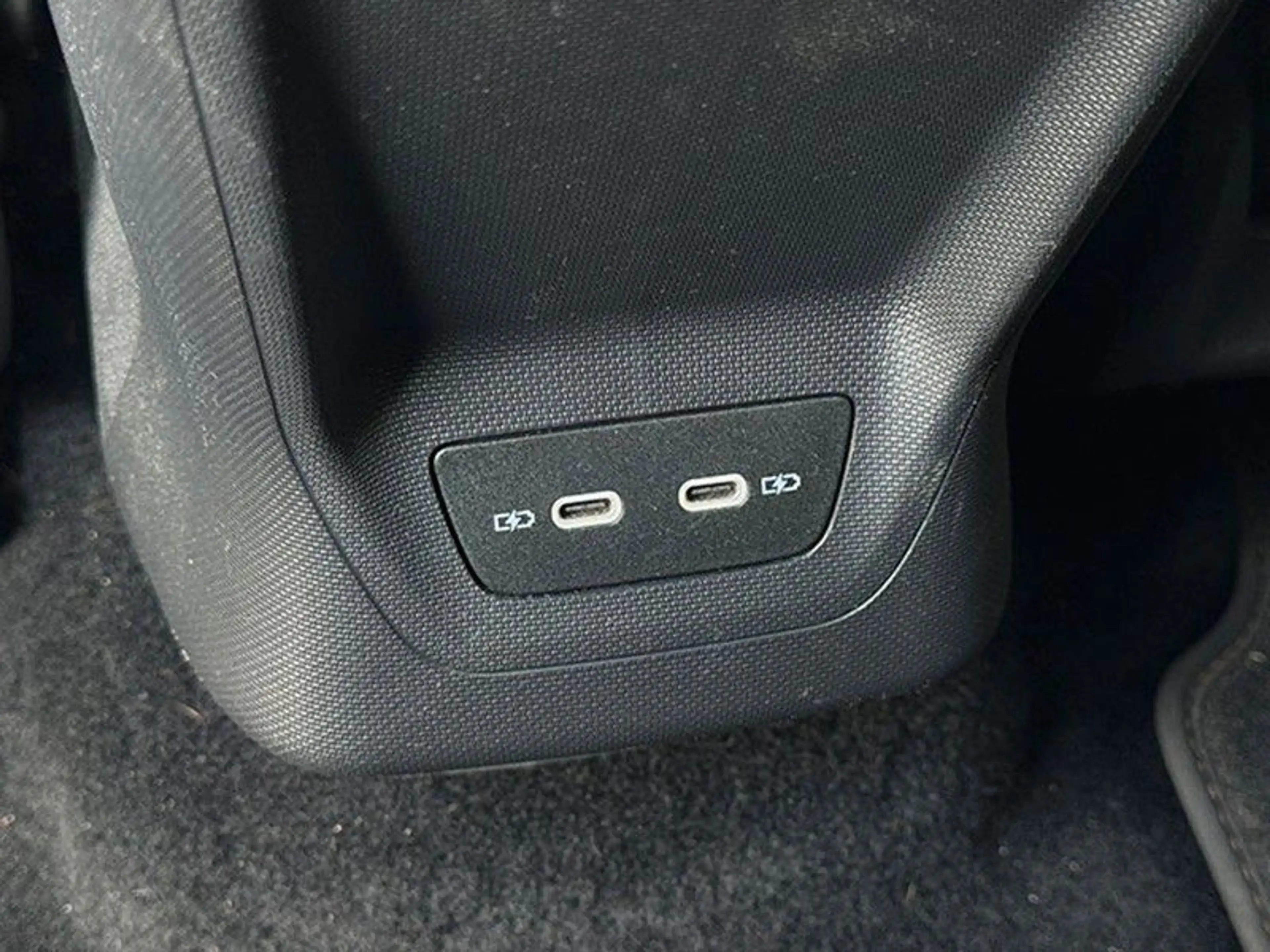 CUPRA Born 150 kW — photo 15
