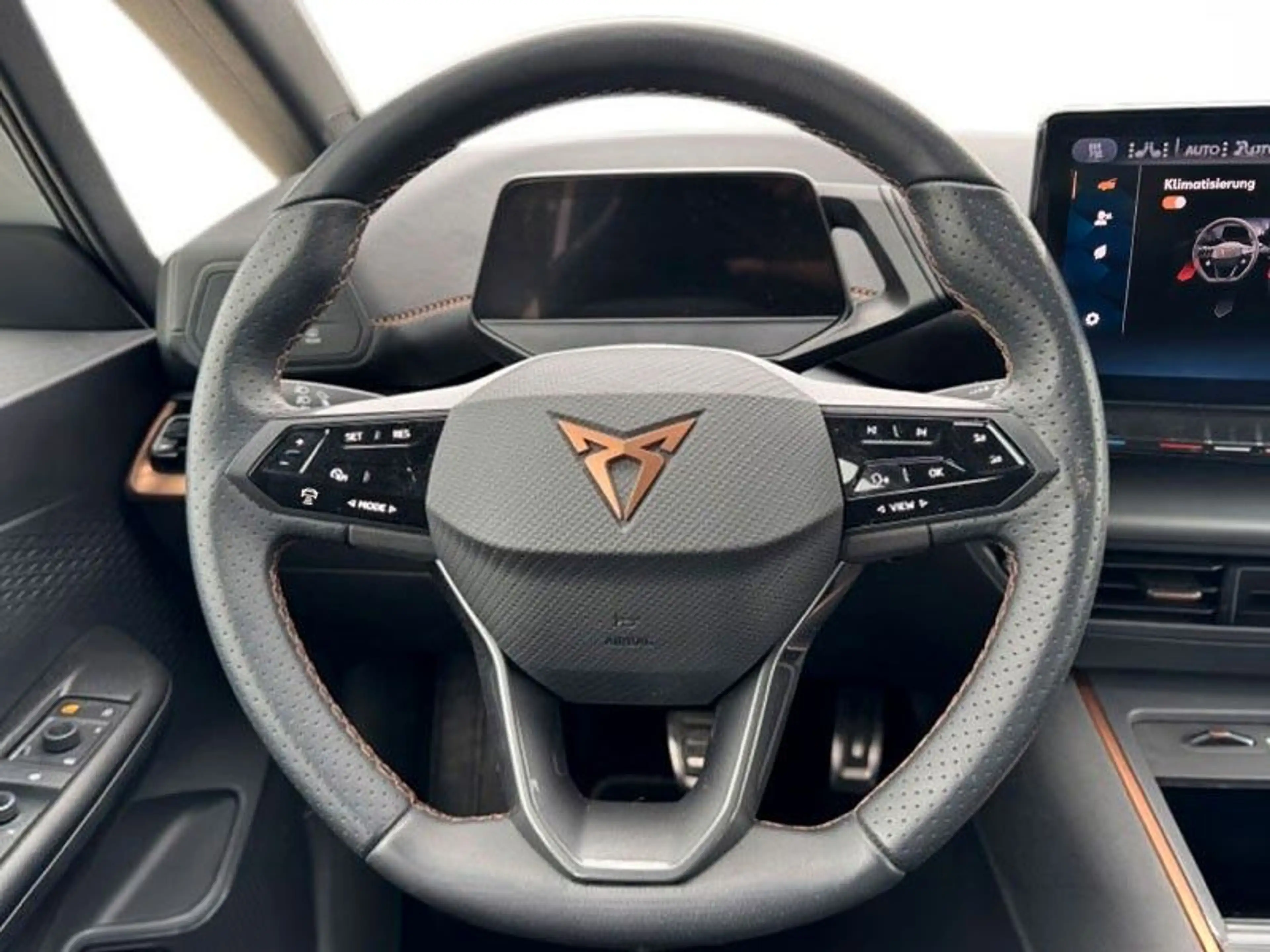 CUPRA Born 150 kW — photo 8