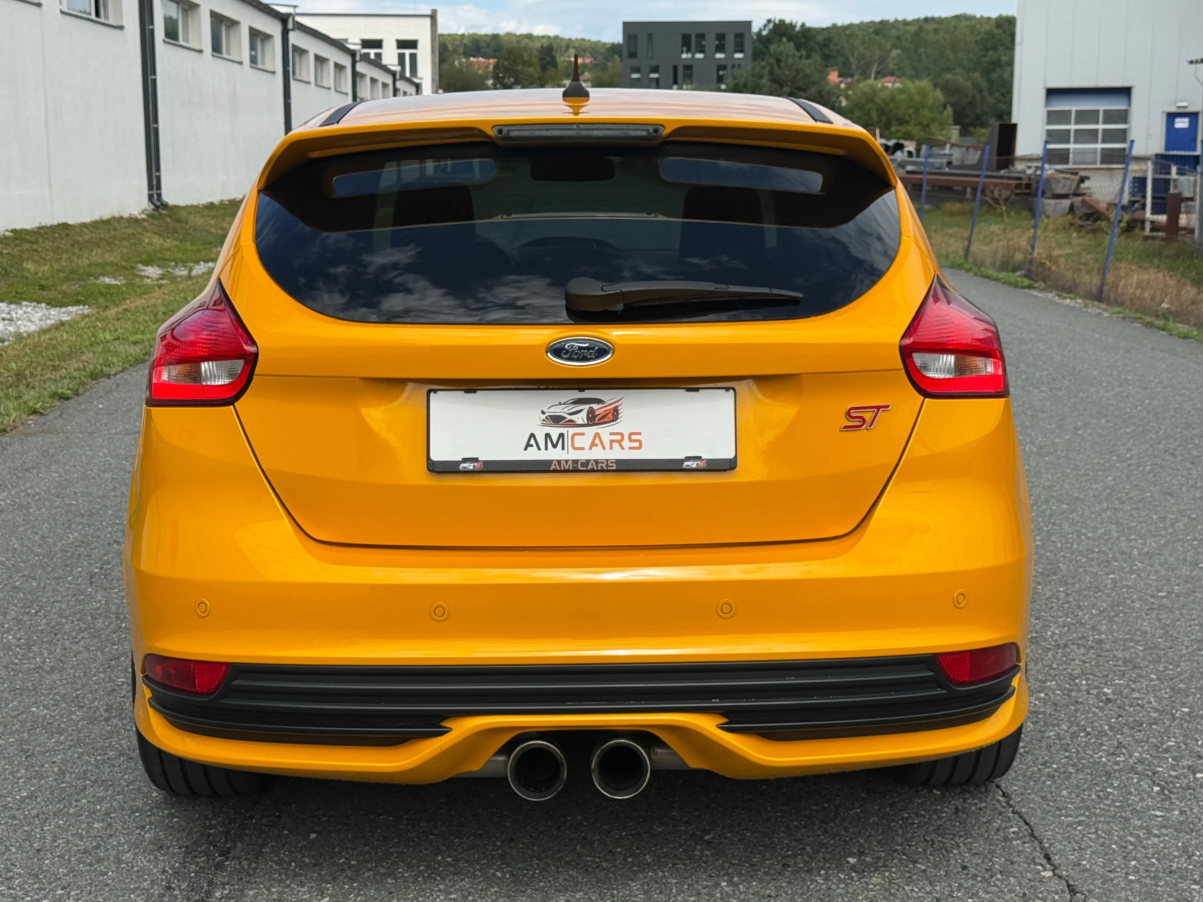 Ford Focus ST 2,0 — photo 11