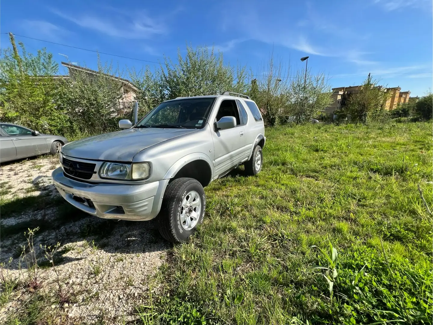 Opel Frontera Sport HT 2.2 dti 16v Olympus 120cv Stříbrná - 1