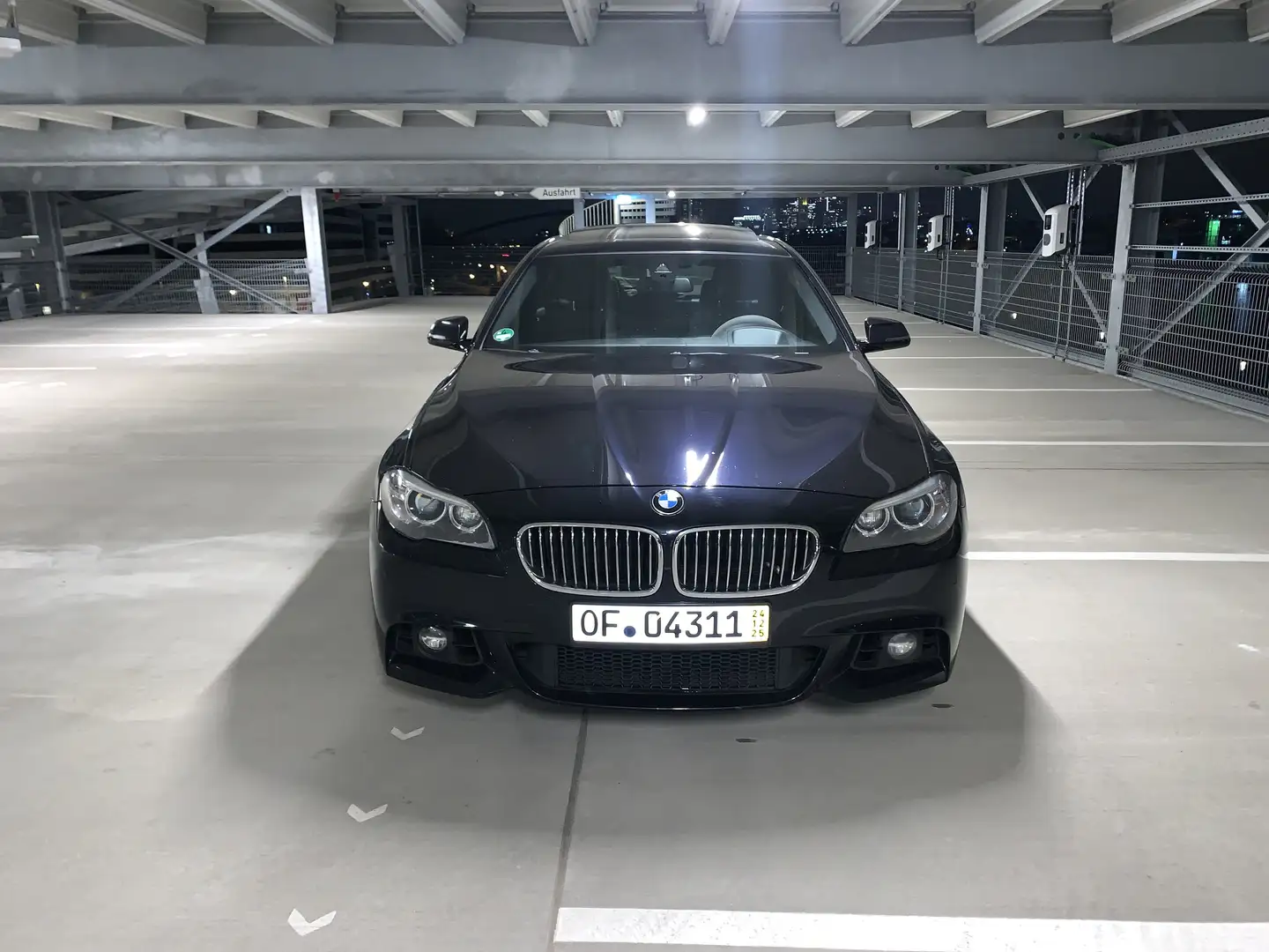 BMW 525 525 d Schwarz - 1