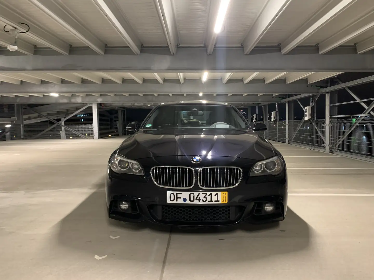 BMW 525 525 d Schwarz - 2