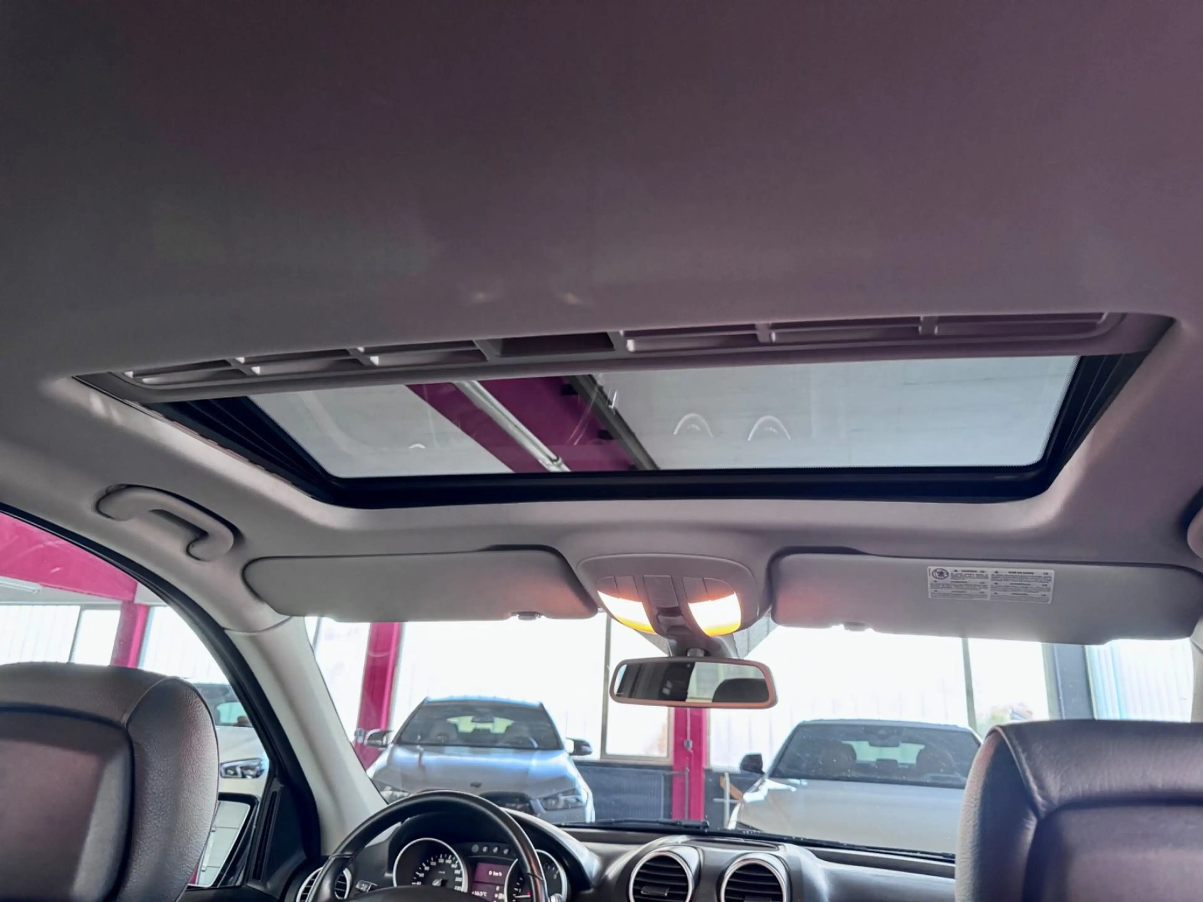 Mercedes-Benz ML 350 CDI 4Matic AHK Glasdach Comand Xenon Leder — photo 11