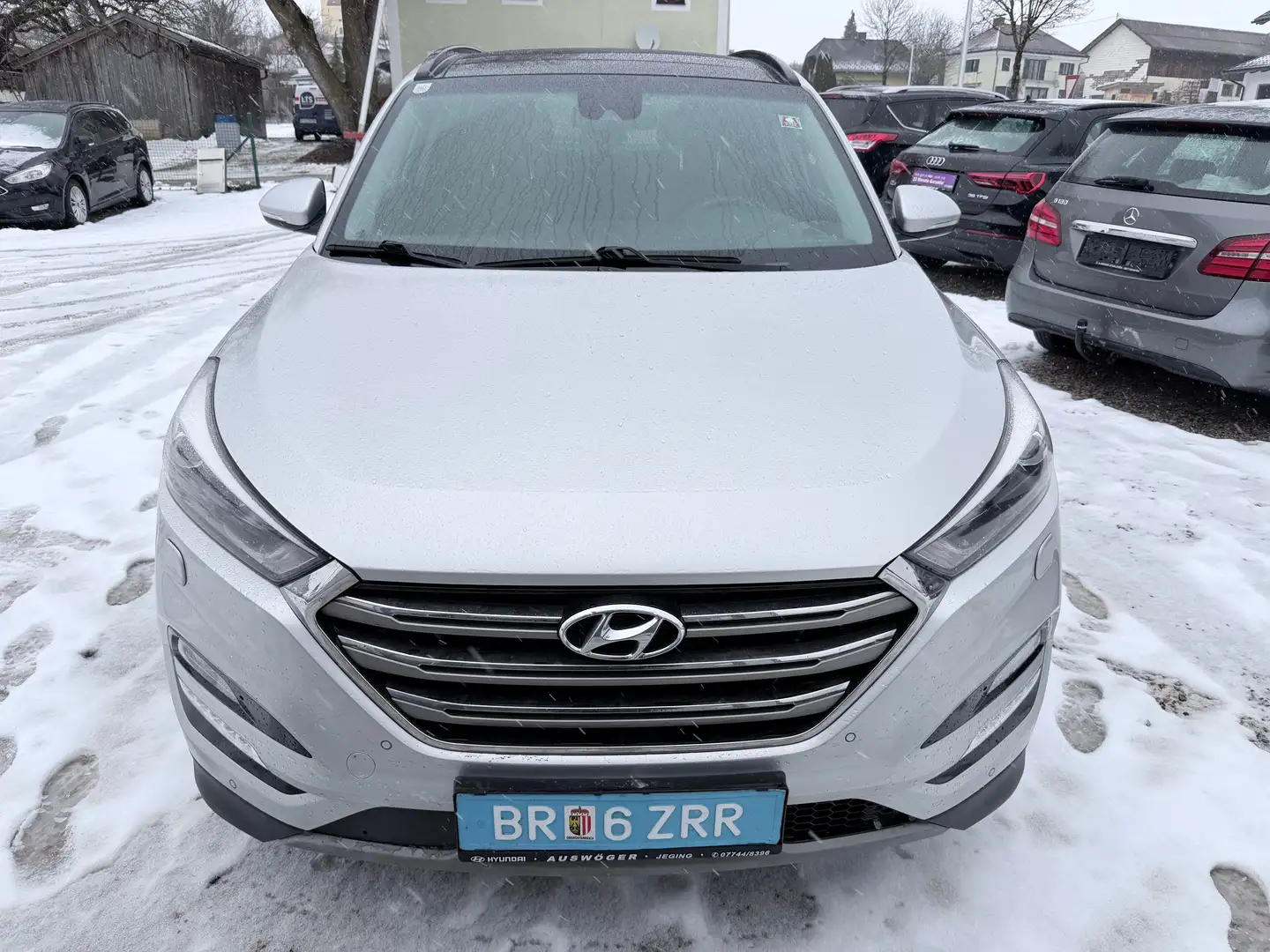 Hyundai TUCSON Platin 4WD Gris - 2