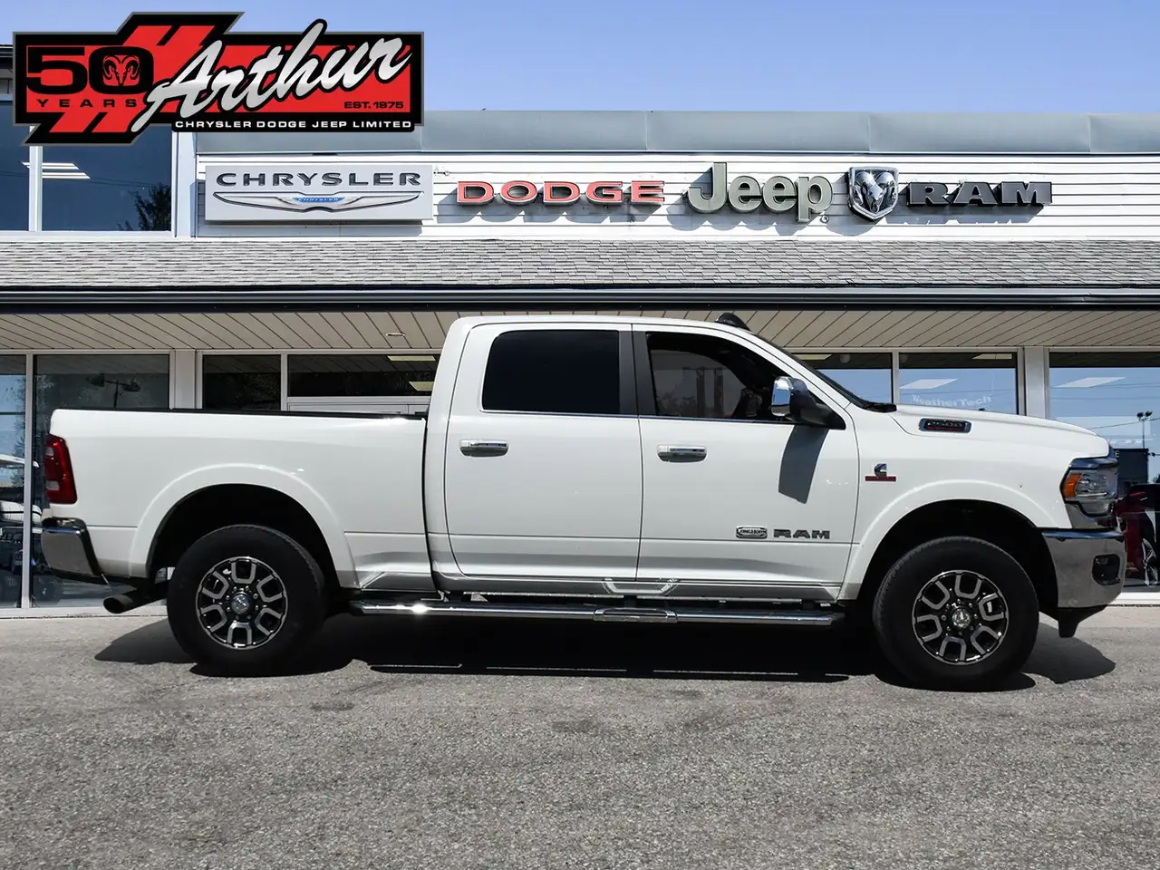 RAM 2500 снимка RAM 2500