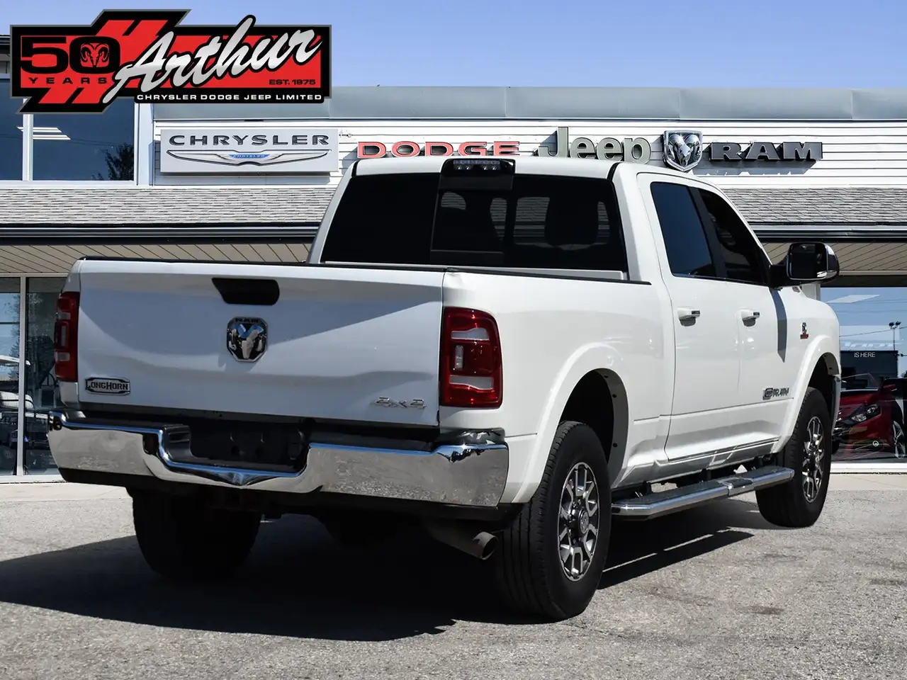 RAM 2500 снимка RAM 2500