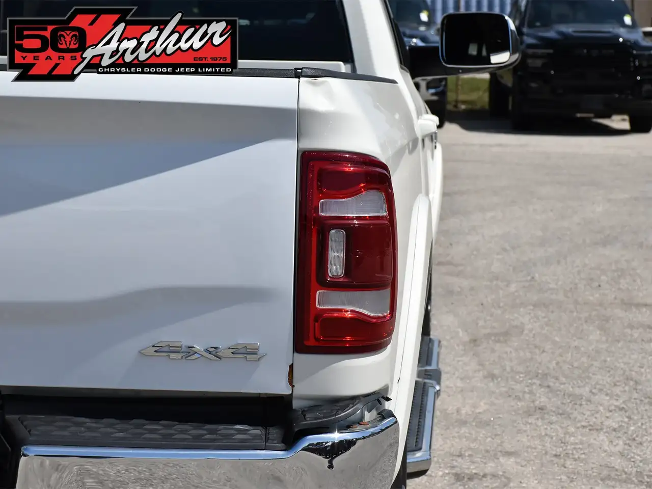 RAM 2500 снимка RAM 2500