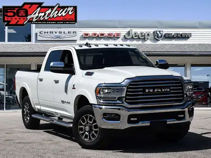 White 2019 RAM 2500 Laramie Longhorn Crew Cab 4WD Pickup Truck Four-Wheel Drive 8-Speed Automatic