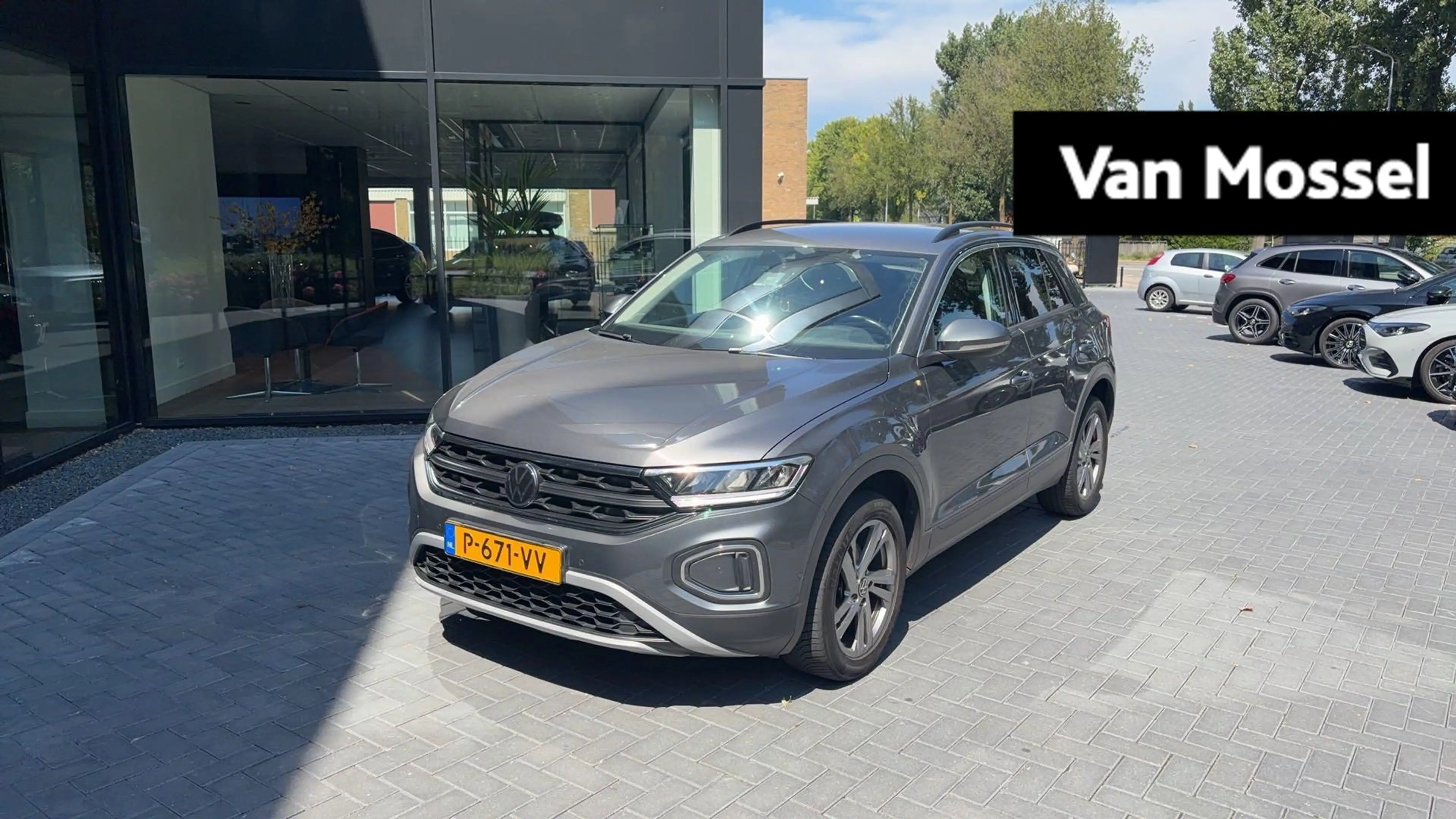 Volkswagen T-Roc 1.5 TSI Life 75 Edition | 150 PK | Automaat | Appl