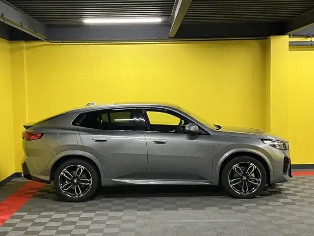 BMW X2 view 6