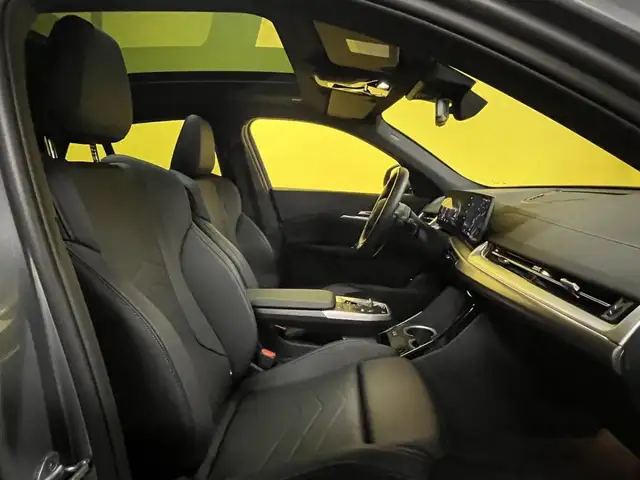 BMW X2 view 8