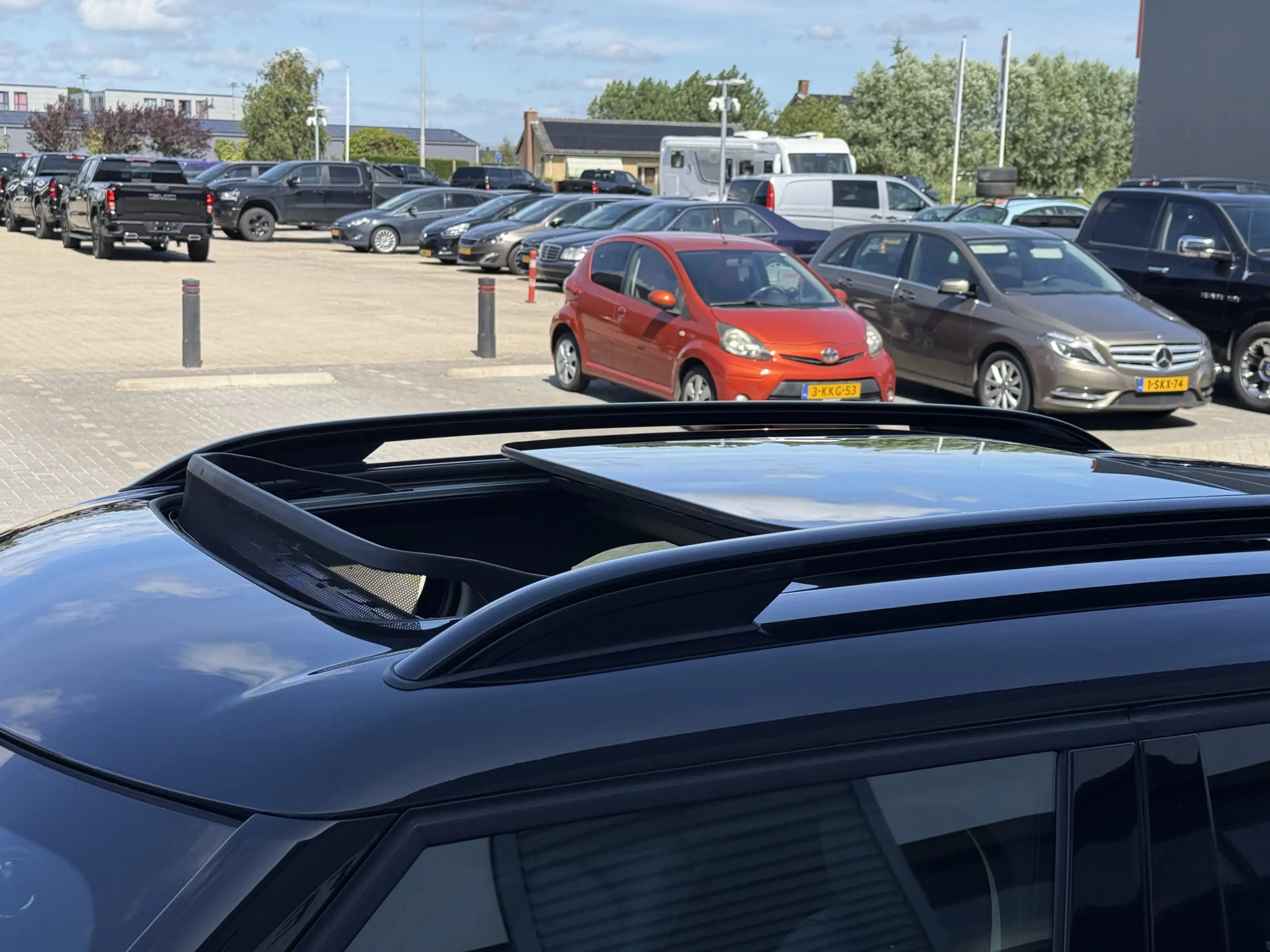 MINI Cooper SE Countryman 2.0 ALL4 Pano/Leder/H&K/Camera — photo 5