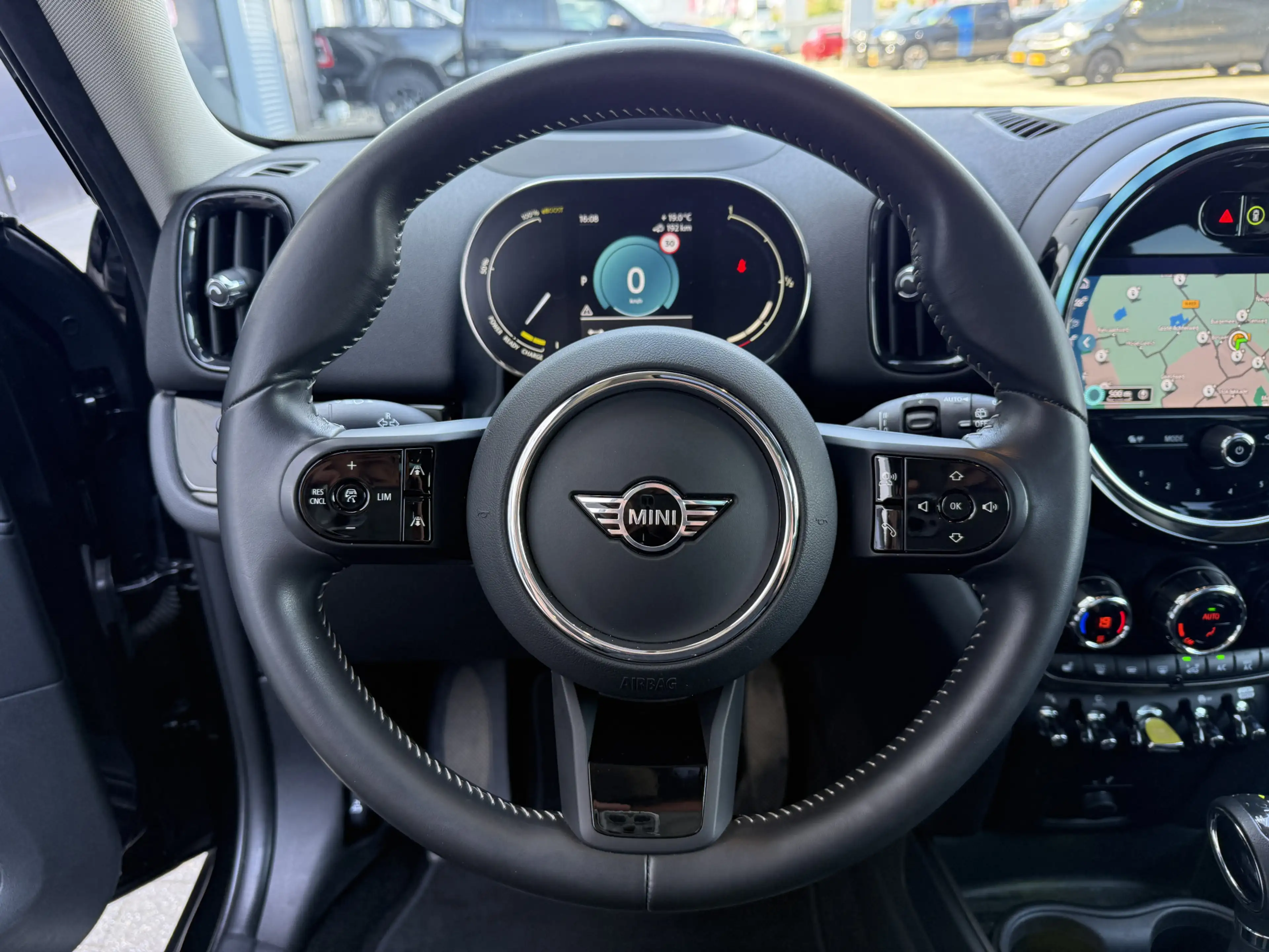 MINI Cooper SE Countryman 2.0 ALL4 Pano/Leder/H&K/Camera — photo 12
