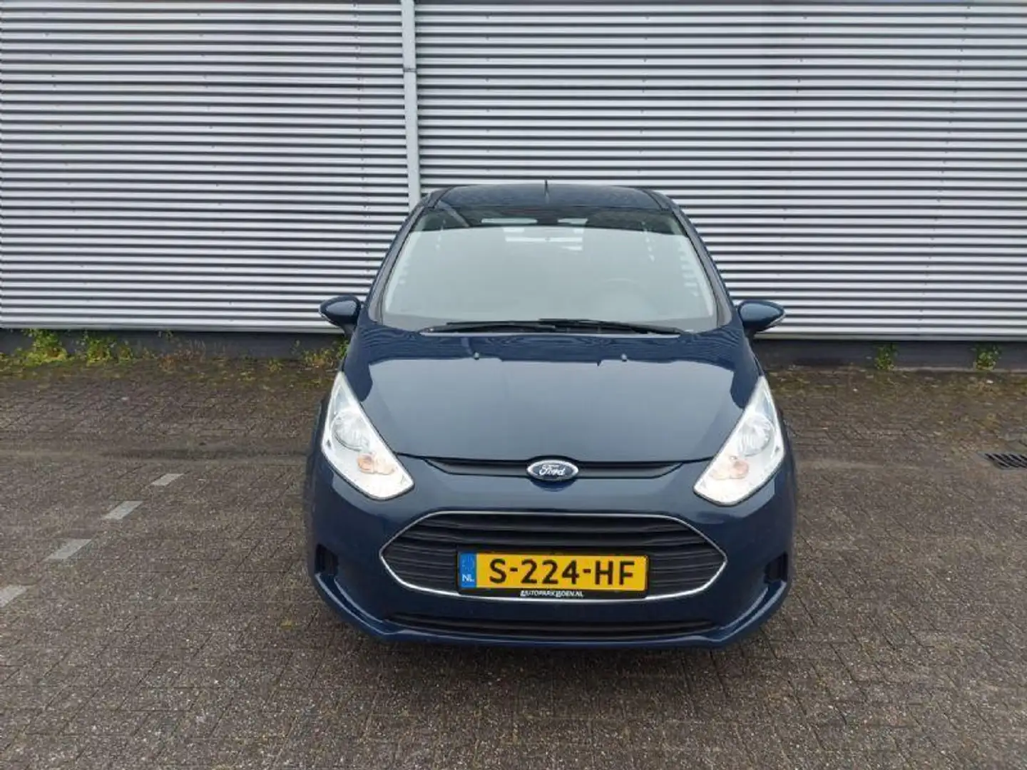 Ford B-Max 1.0 EcoBoost Ambiente. airco,trekhaak,stoelverwarm Blauw - 2