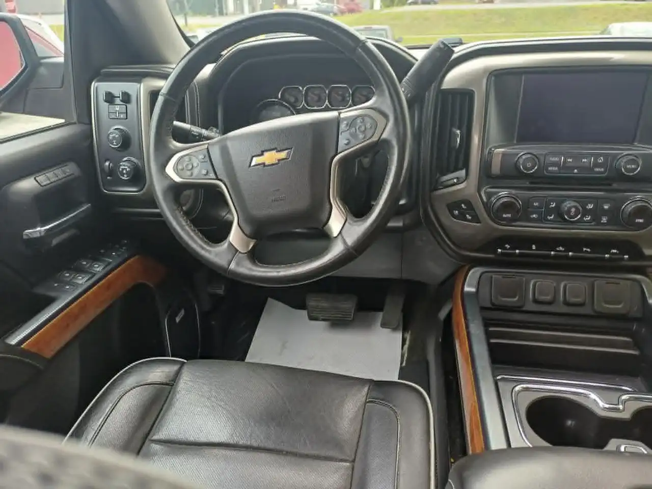 Chevrolet Silverado снимка Chevrolet Silverado