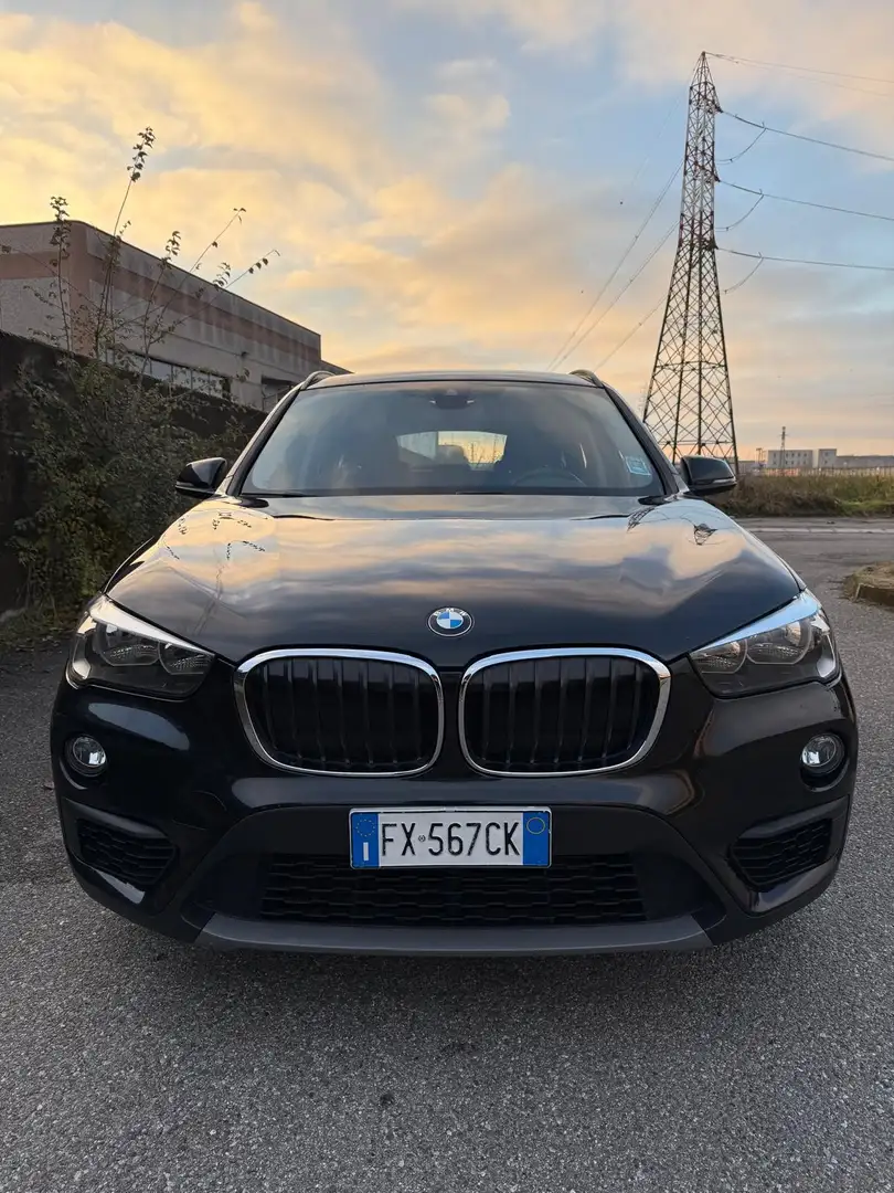 BMW X1 X1 F48 sdrive18d Business auto my18 Nero - 1