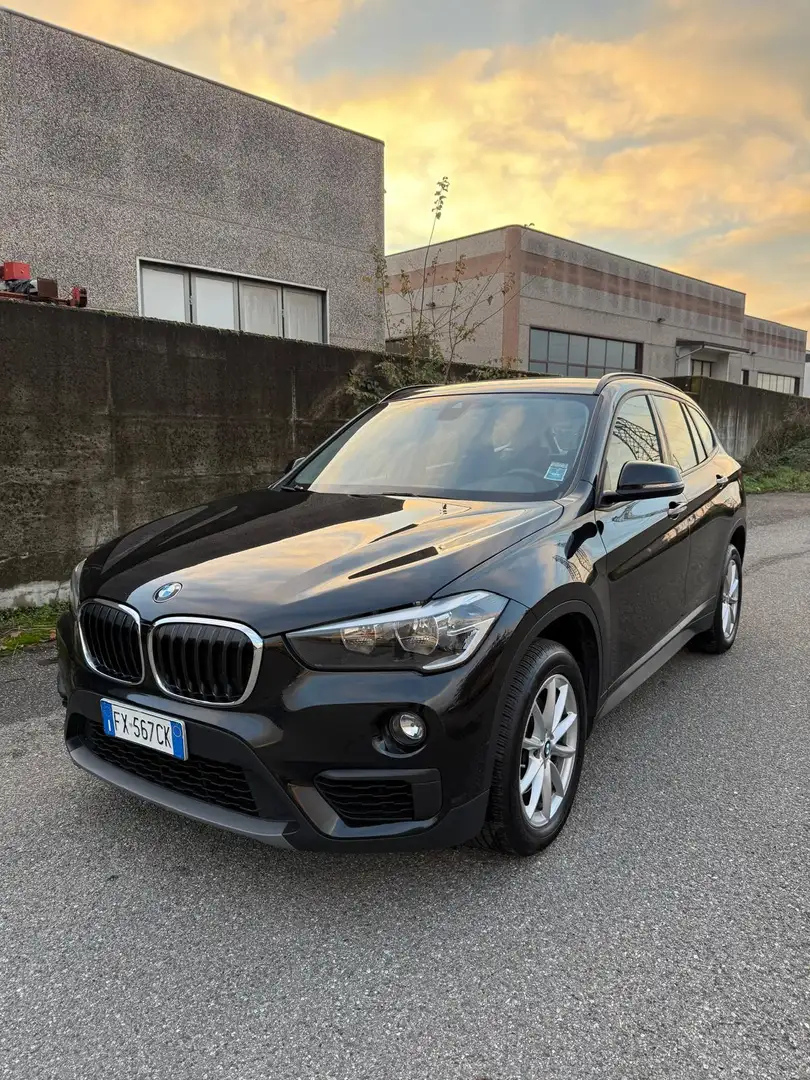 BMW X1 X1 F48 sdrive18d Business auto my18 Nero - 2