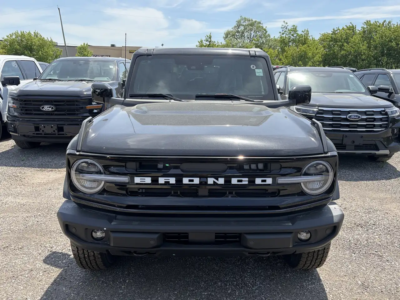 Ford Bronco снимка Ford Bronco