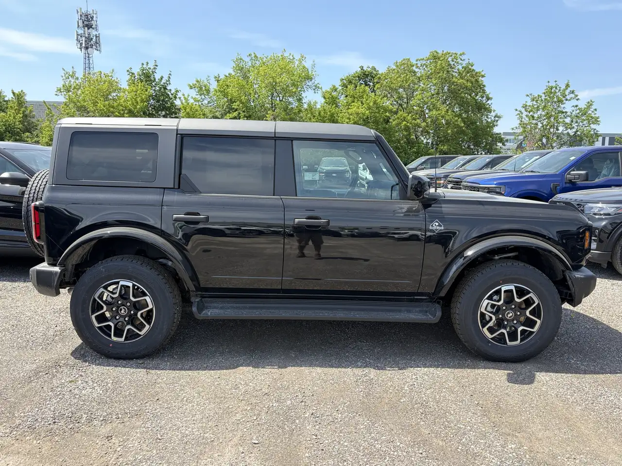 Ford Bronco снимка Ford Bronco