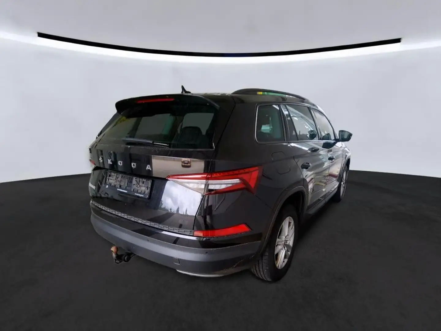 Skoda Kodiaq 2.0 TDI Ambition*DSG*V-COCKPIT*PANO*LED* Zwart - 2
