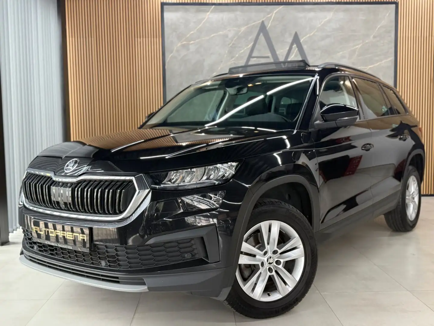 Skoda Kodiaq 2.0 TDI Ambition*DSG*V-COCKPIT*PANO*LED* Schwarz - 2