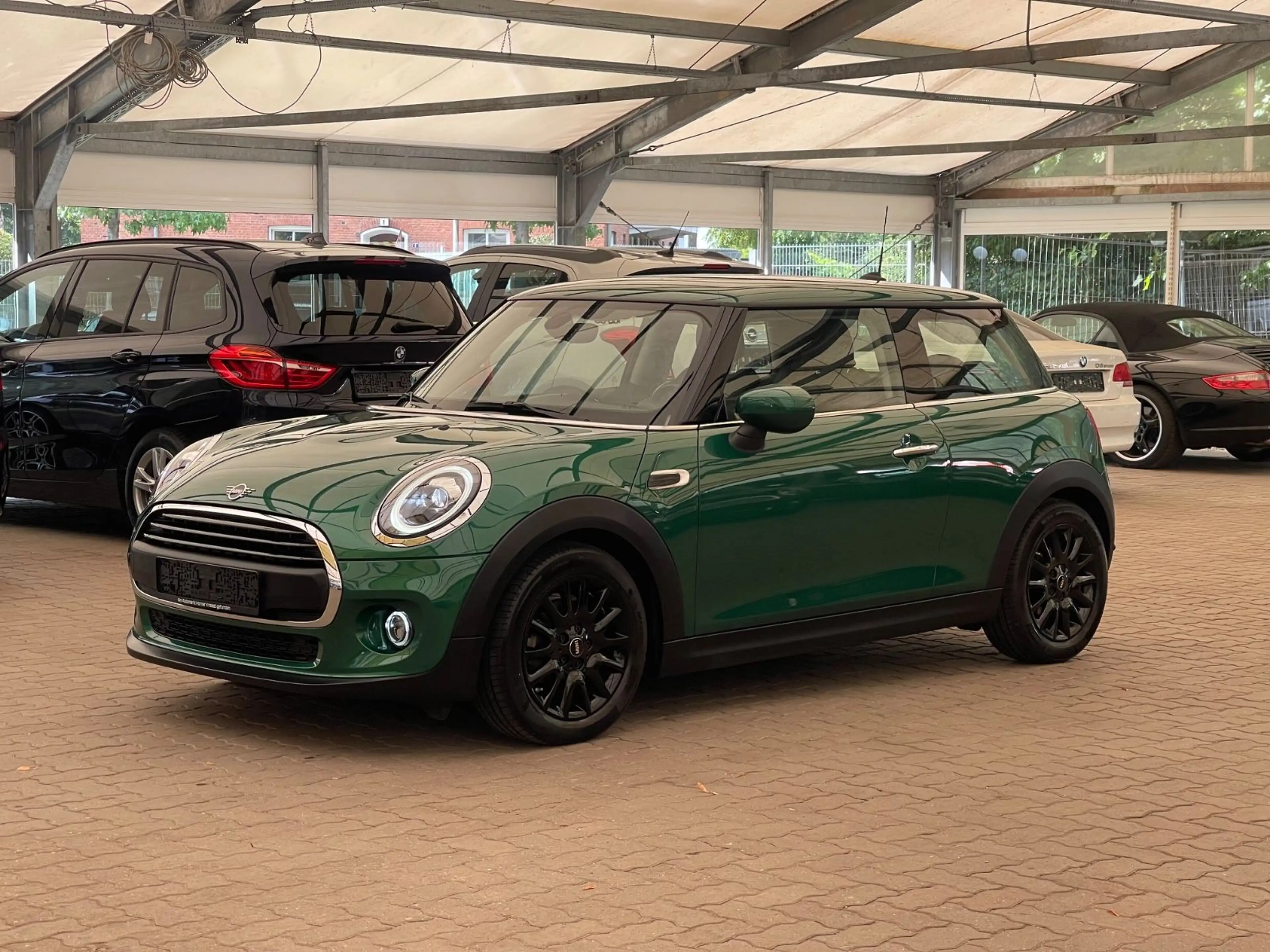 MINI One One/Navi/LED/Apple CarPlay/Sportsitze/PDC — photo 3