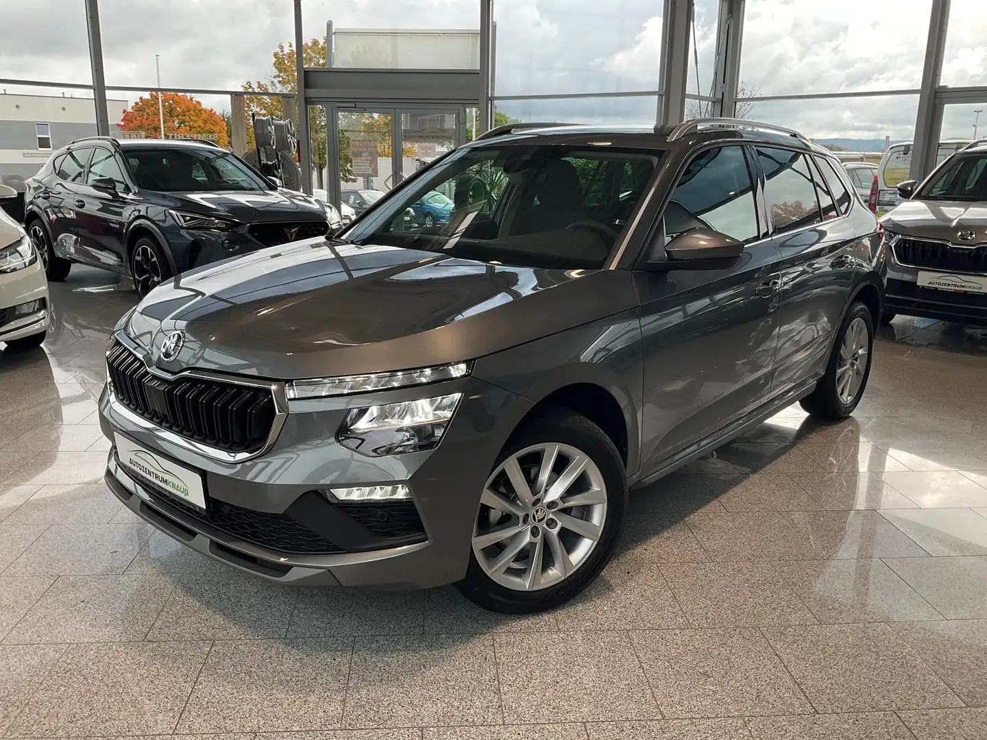 Skoda Kamiq Facelift 1.0TSI Selection Rückfahrkamera Climatron Grau - 1