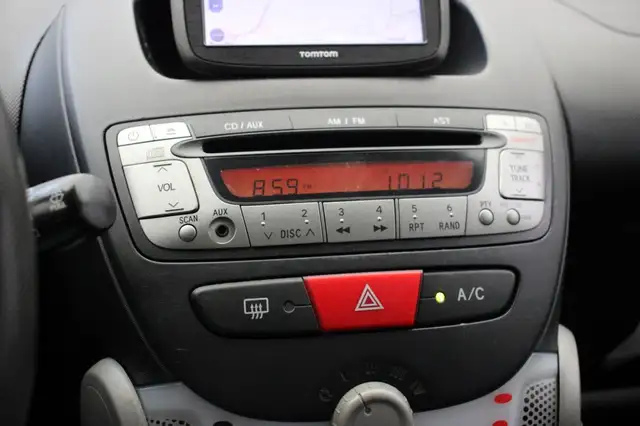 Toyota Aygo view 5