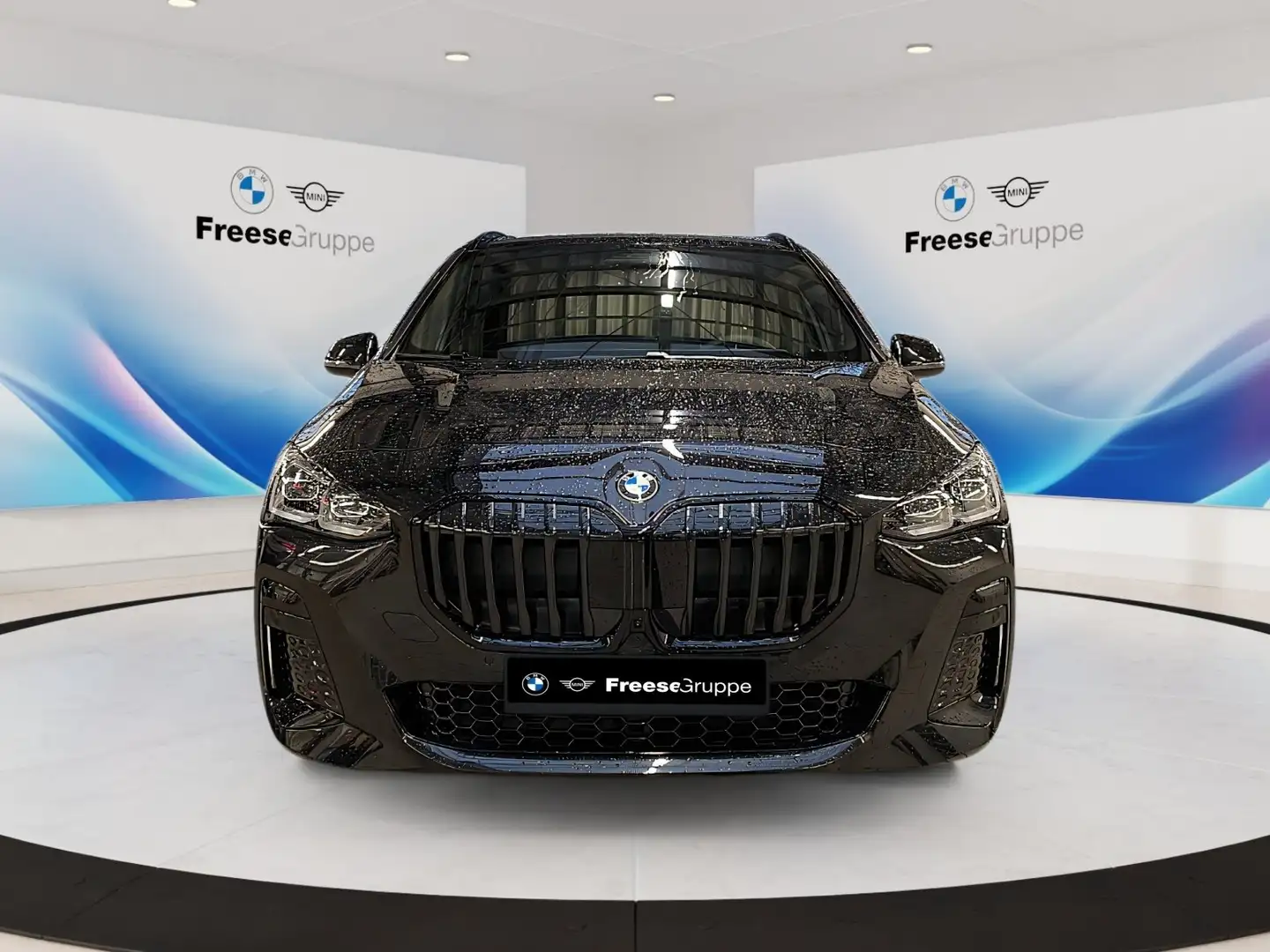 BMW 223 i Active Tourer M Sportpaket Head-Up HK HiFi Schwarz - 2