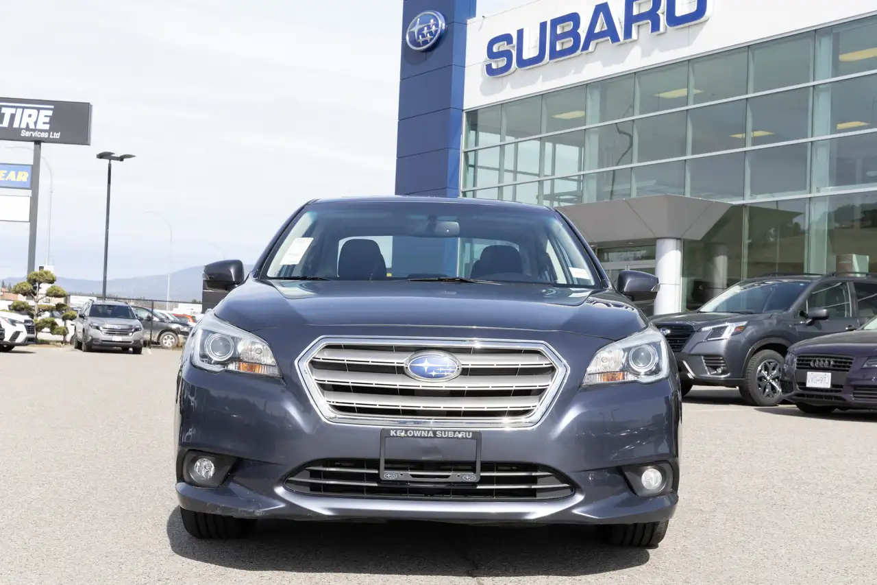 Subaru Legacy снимка Subaru Legacy