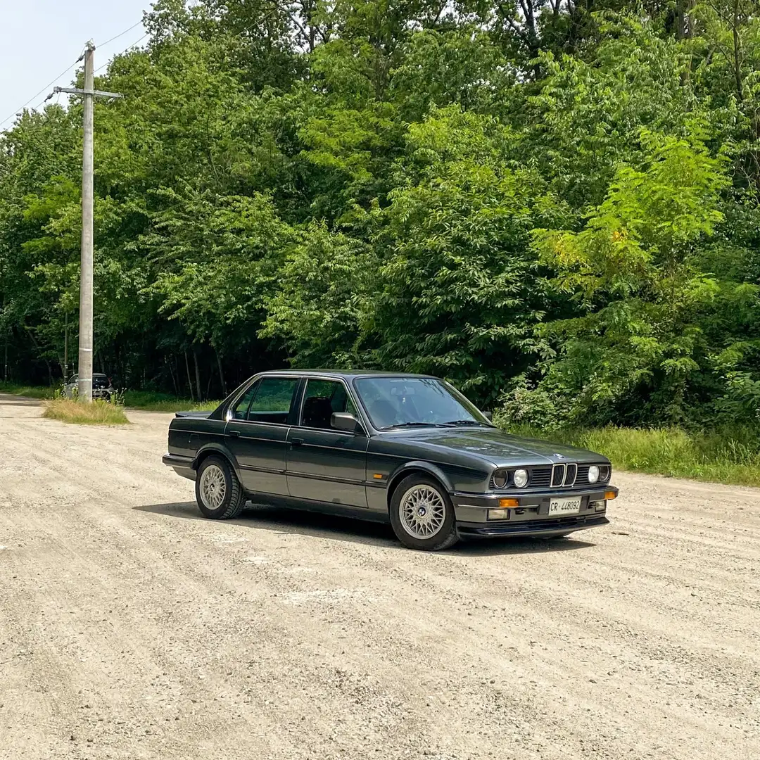 BMW 320 320i 4p Gris - 2