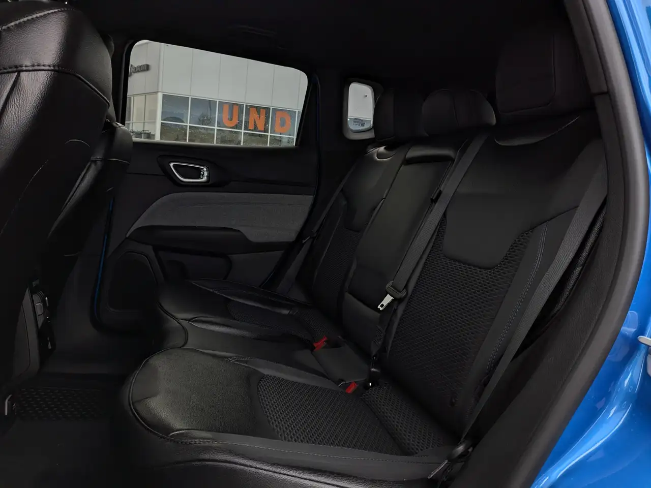 Jeep Compass снимка Jeep Compass