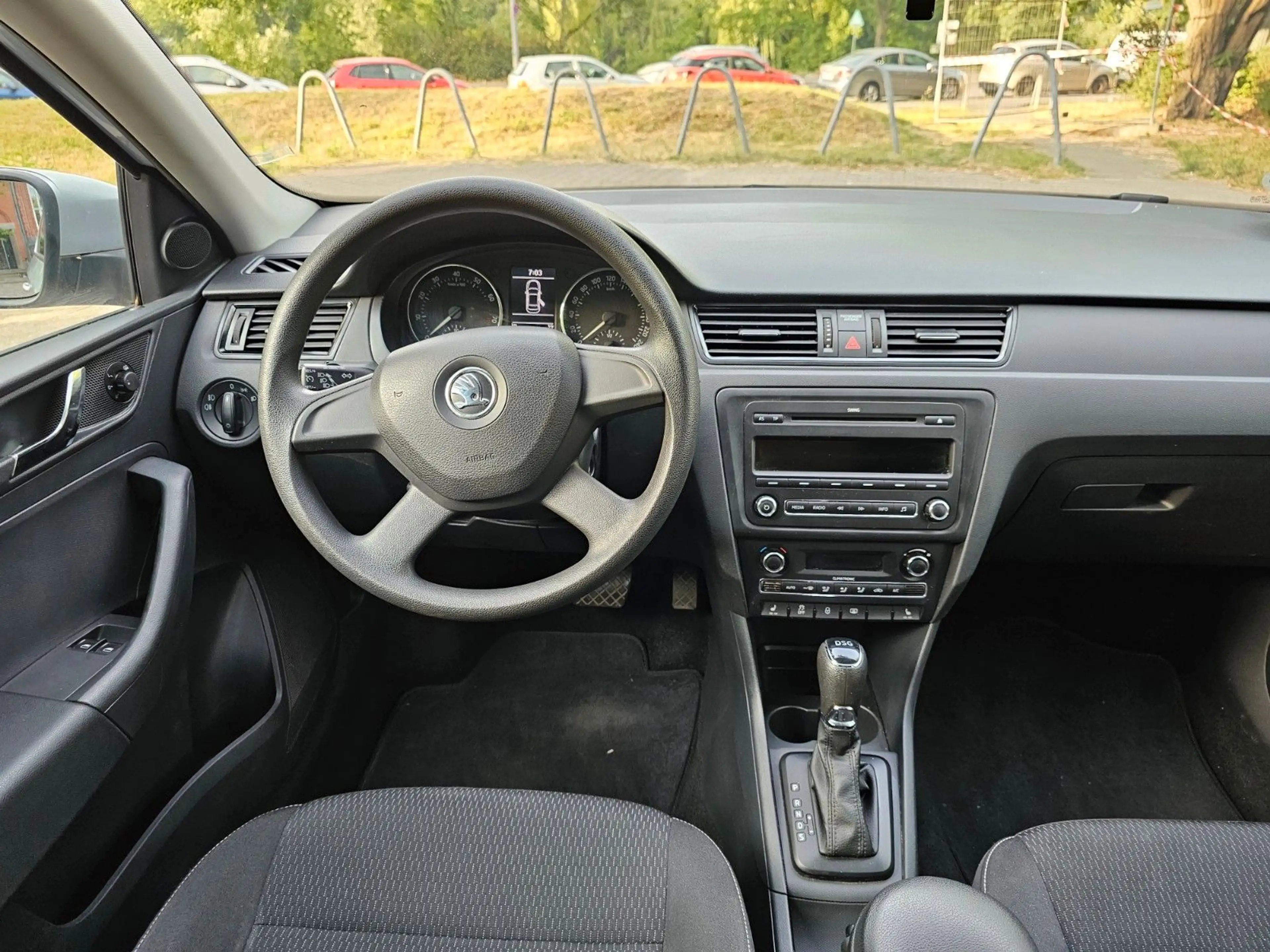 Skoda Rapid/Spaceback 1.4 TSI Ambition Automatik — photo 9