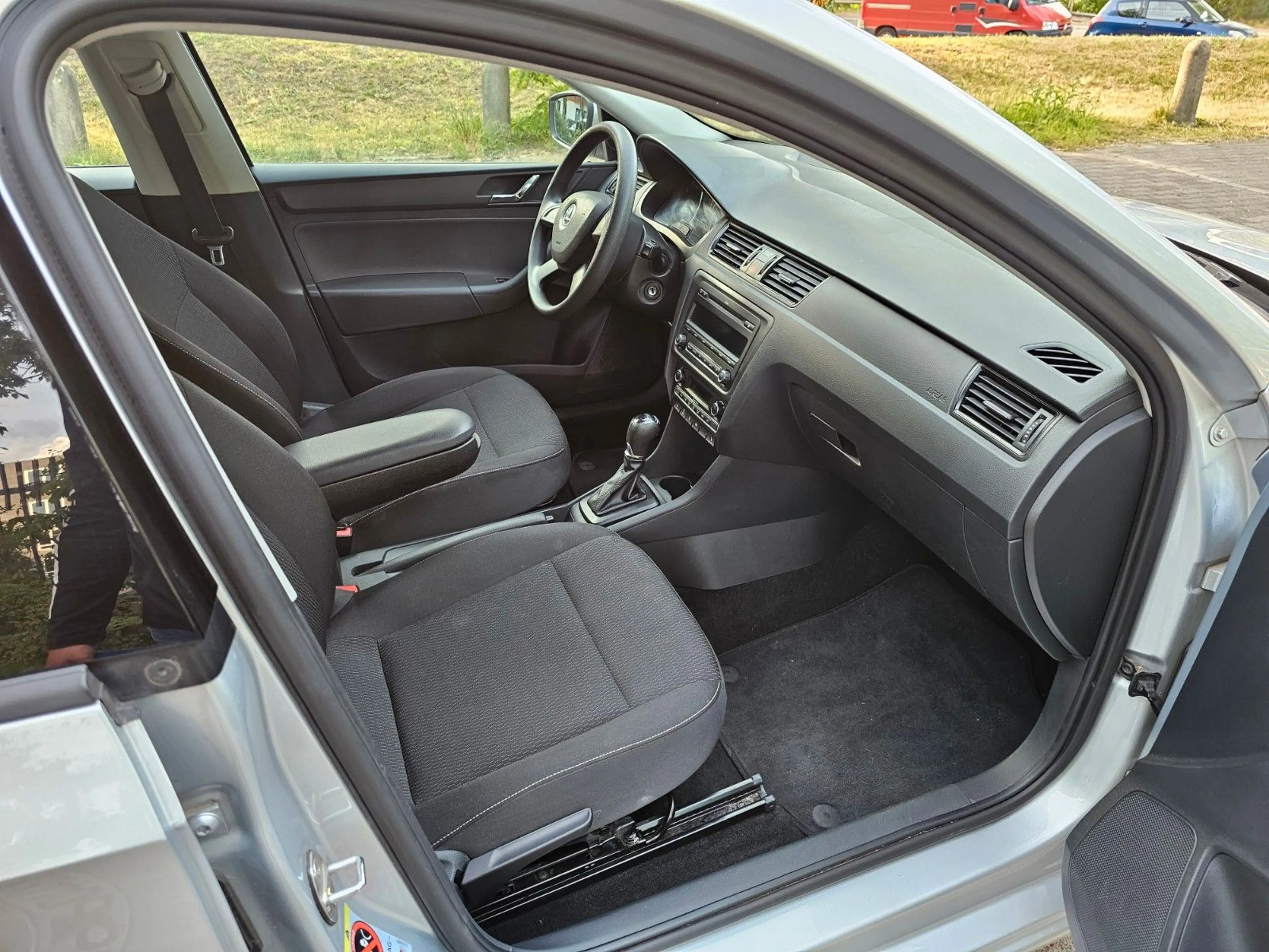 Skoda Rapid/Spaceback 1.4 TSI Ambition Automatik — photo 12