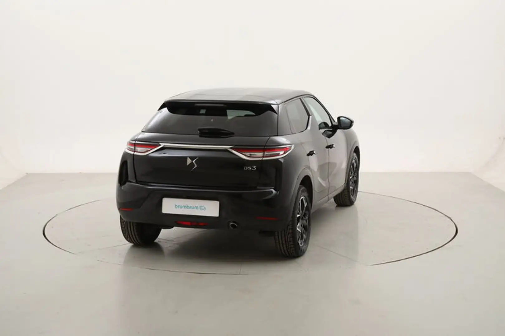 DS Automobiles DS 3 Crossback So Chic 1.5 Diesel 110CV Noir - 2