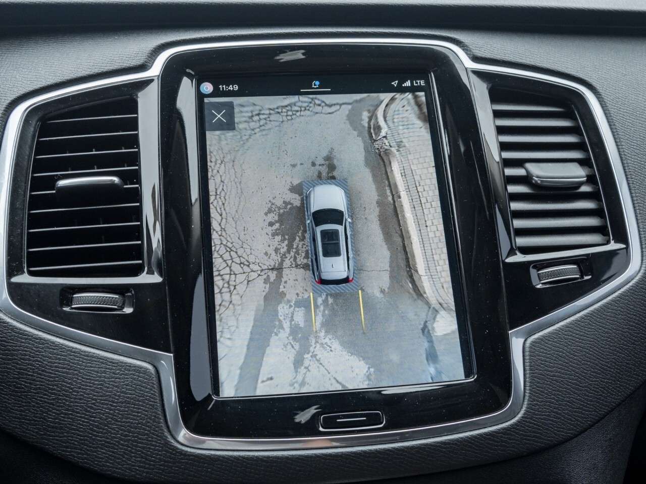 2023 Volvo XC90 B6 AWD Plus Dark Theme 7-Seater thumb 20