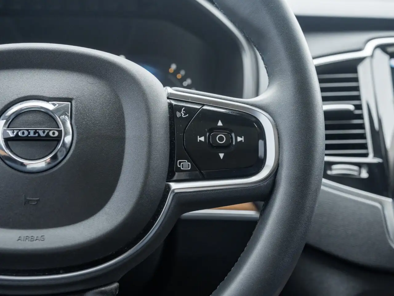 Volvo XC90 снимка Volvo XC90