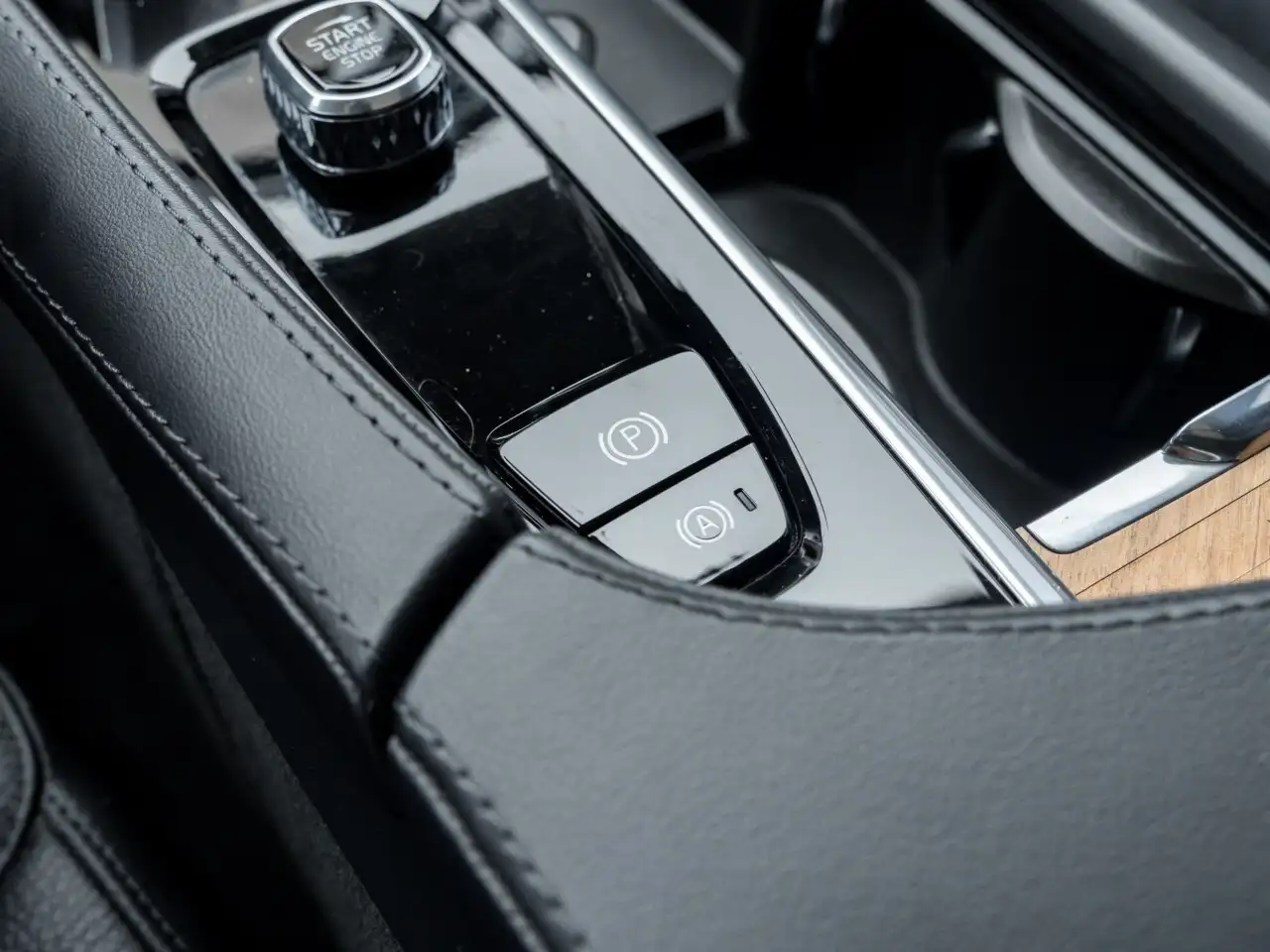 Volvo XC90 снимка Volvo XC90