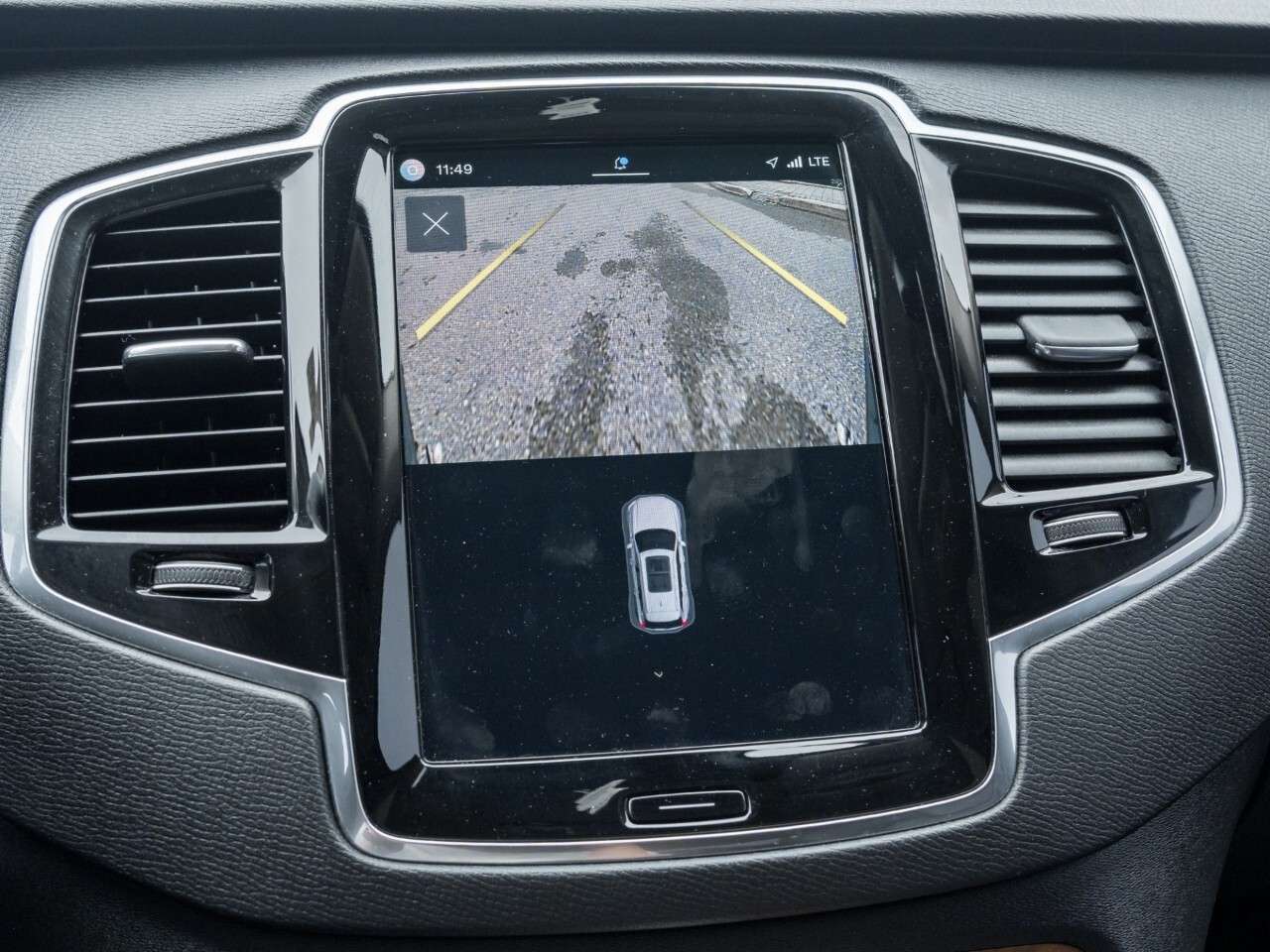 2023 Volvo XC90 B6 AWD Plus Dark Theme 7-Seater thumb 19
